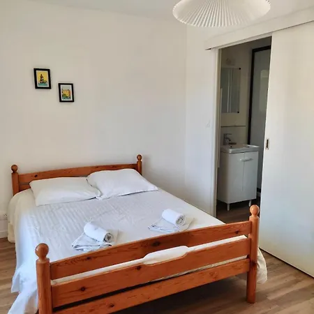 1 Centre Apartmán *